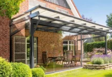 Pohodlný venkovní odpočinek díky markýze